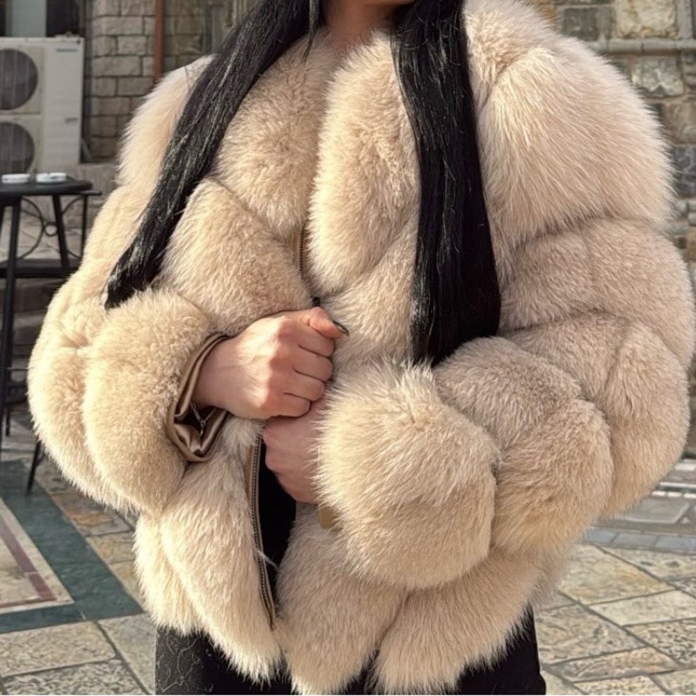 Luxurious Cream Faux Fur Jacket